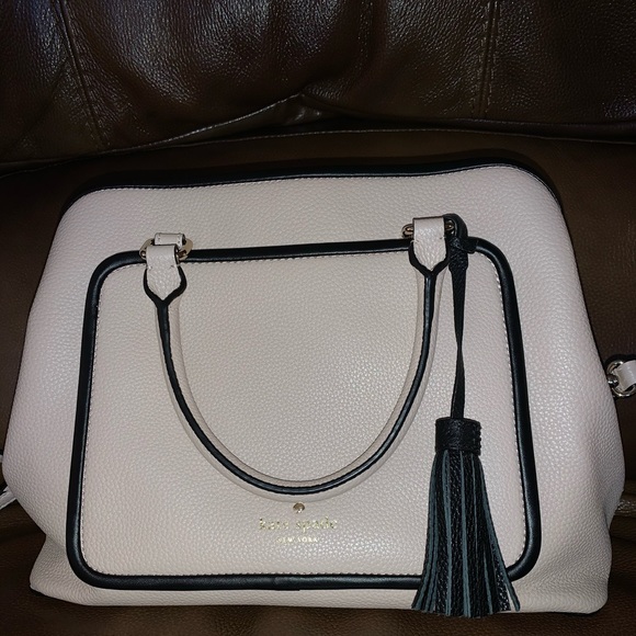 Never wear anymore - Picture 1 of 7